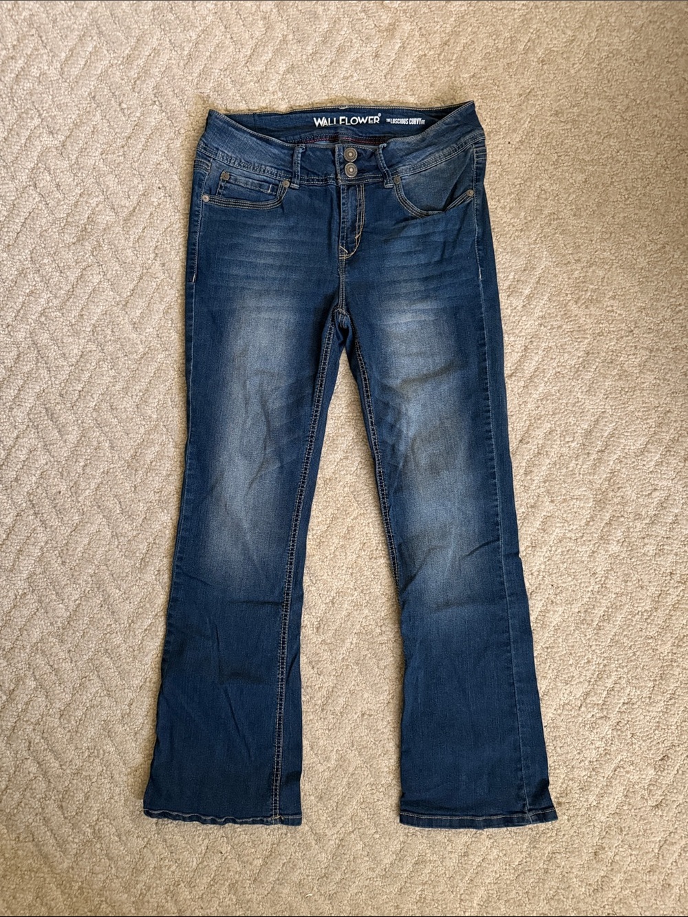 Wallflower Curvy Bootcut Jeans (size 9S)